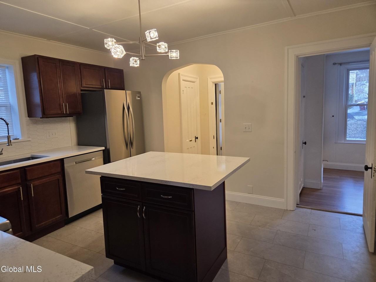 669 Pawling Ave #3 - Photo 4 of 23