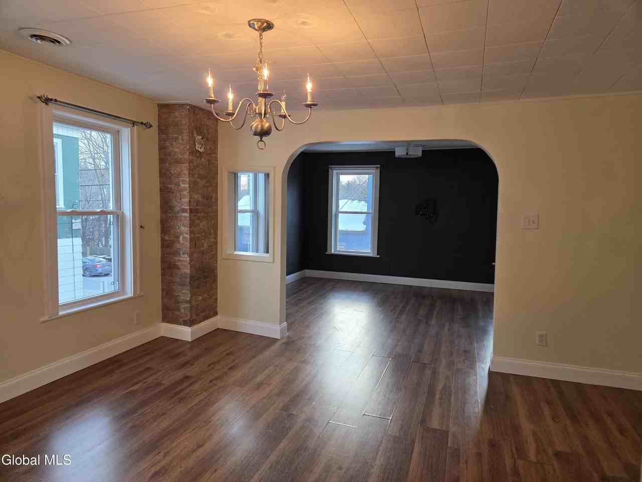 669 Pawling Ave #3 - Photo 7 of 23