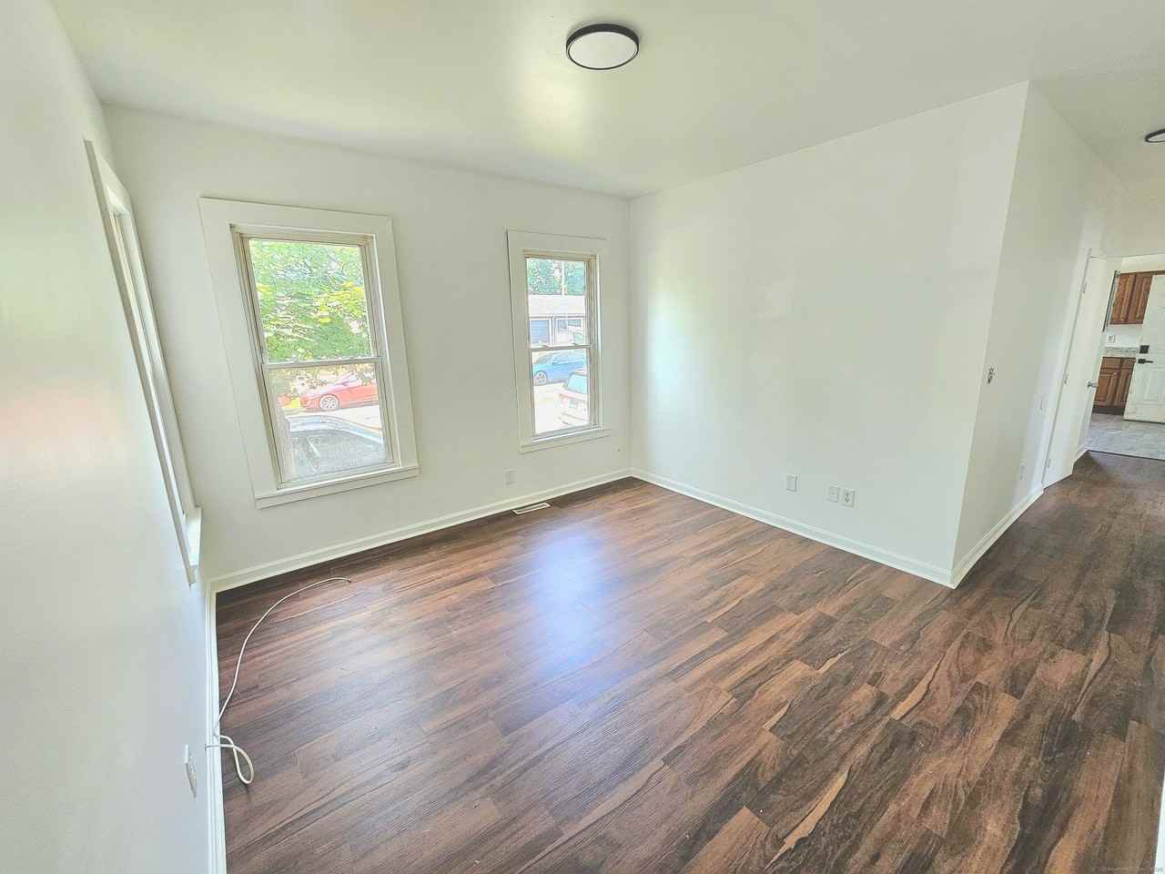 483 Ferry St #1 - Photo 4 of 8
