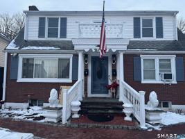 featured image of 120 Lexington Ave