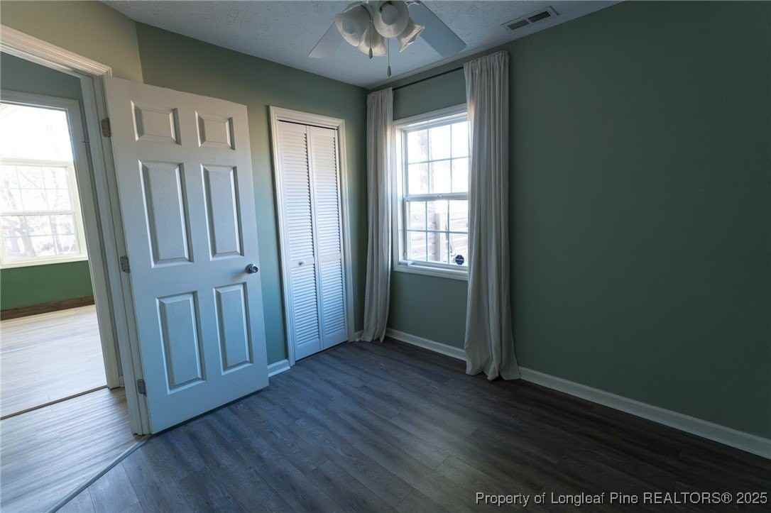 705 Colonial Hills Dr - Photo 6 of 29