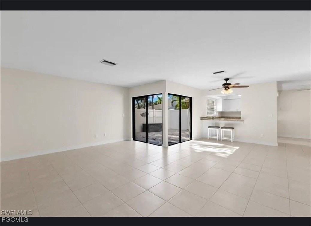 1416 Sw 50th St Apt 62 #62 - Photo 2 of 21