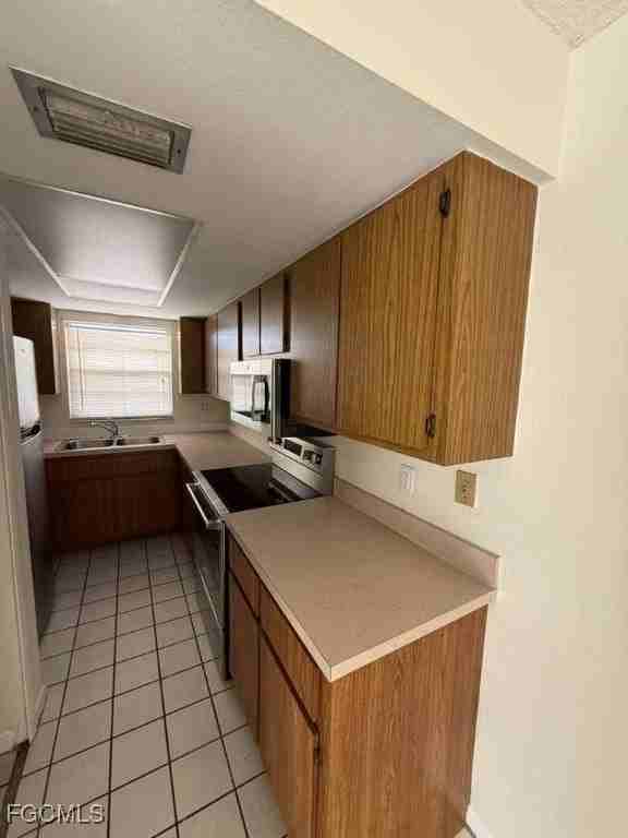 2017 Santa Barbara Blvd - Photo 3 of 14