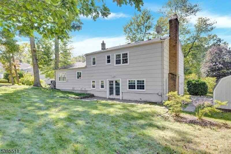 42 Stonewyck Dr - Photo 5 of 35