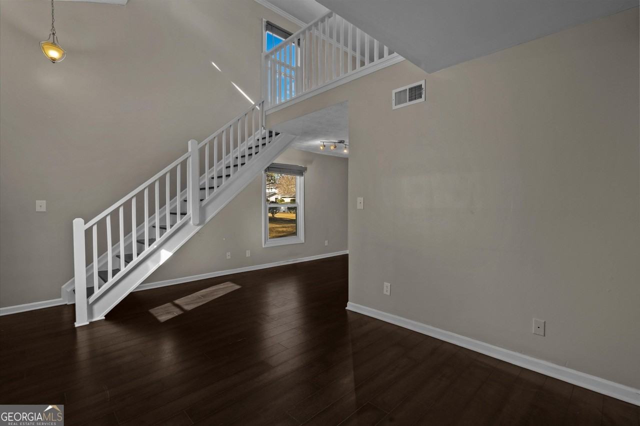 1674 Wynndowne Trl Se - Photo 6 of 18