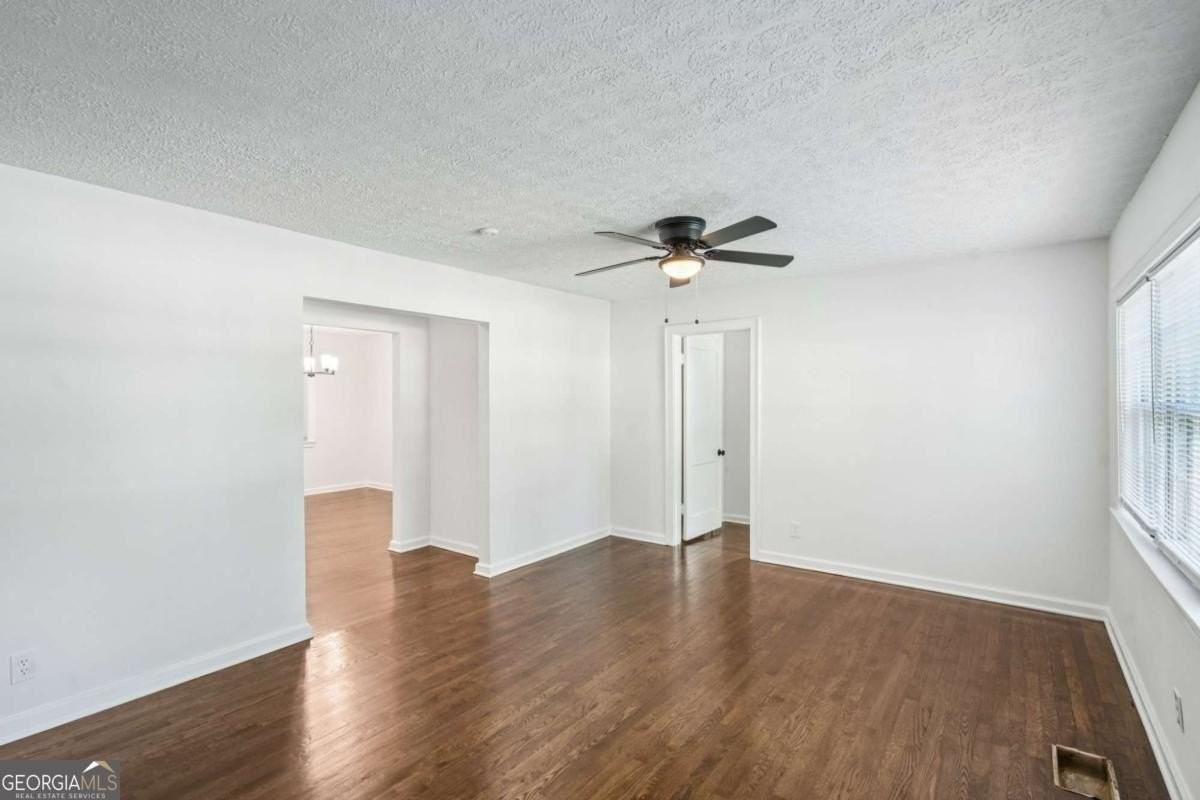 125 Chappell Rd Sw - Photo 4 of 27