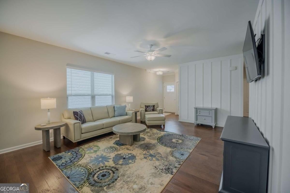 5905 Deerbrook Ct - Photo 6 of 18