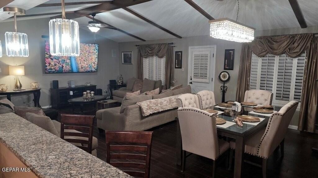 10557 Breezeway Ave - Photo 2 of 9