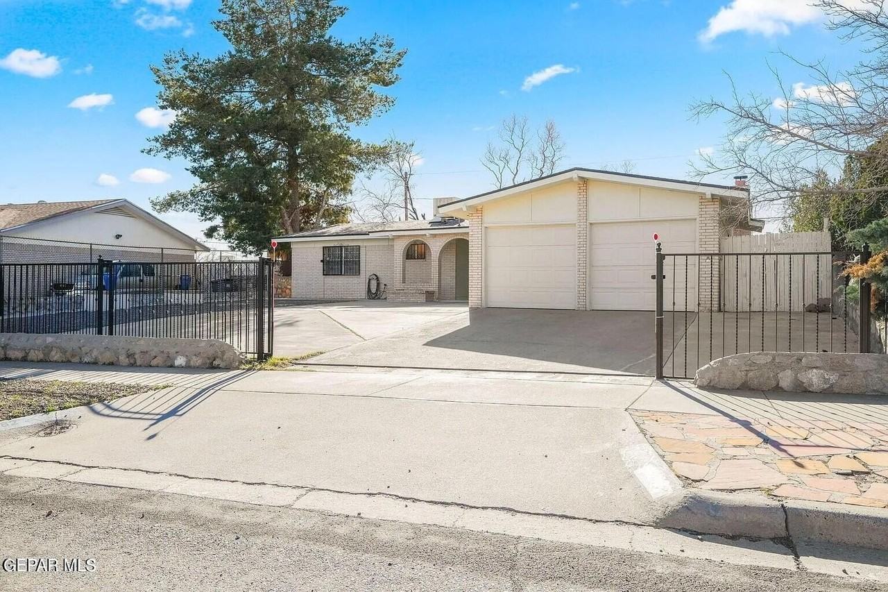 10182 Bon Aire Dr - Photo 5 of 10