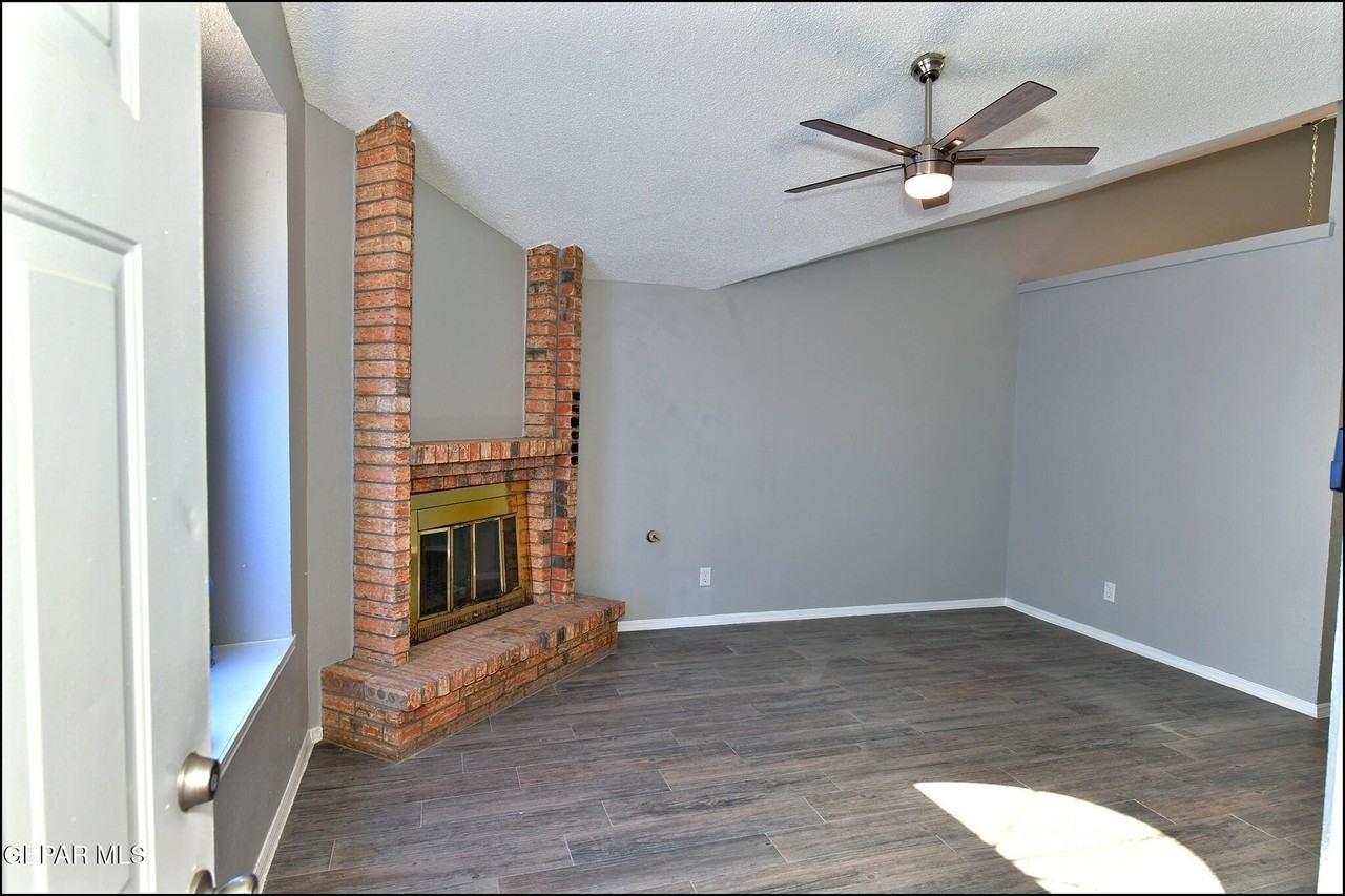 6023 Bridalveil Dr - Photo 6 of 41