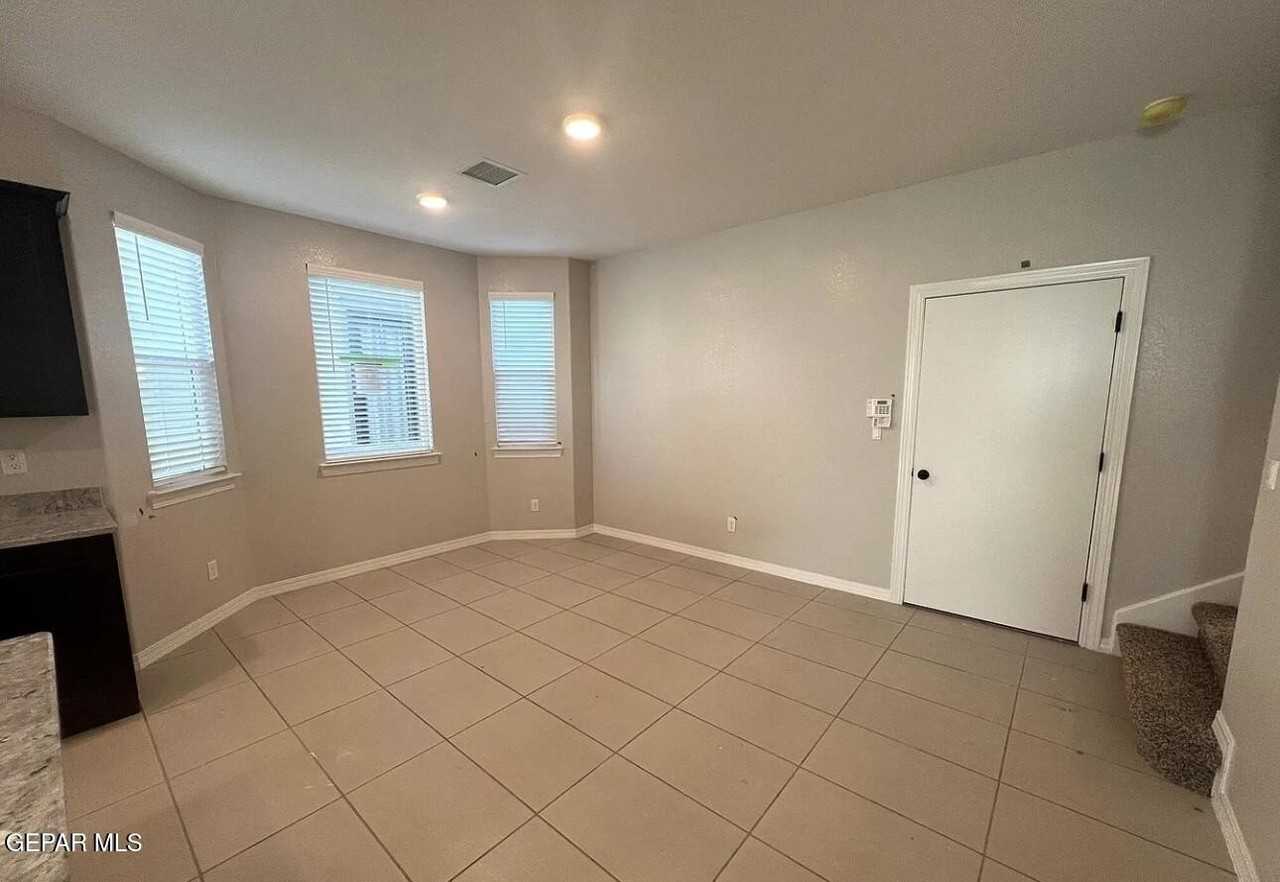 5849 Dalhart Dr - Photo 5 of 15