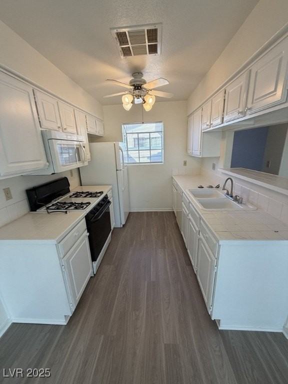 275 N LAMB BL Boulevard #C - Photo 6 of 13