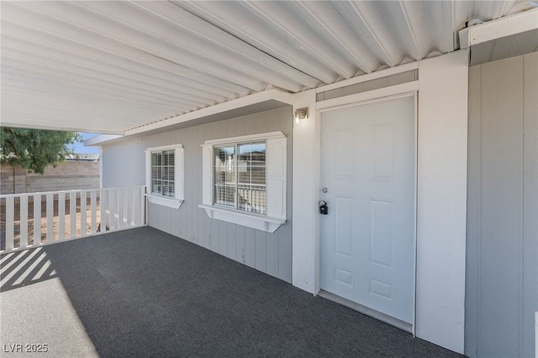 6155 E Carey Ave - Photo 4 of 19