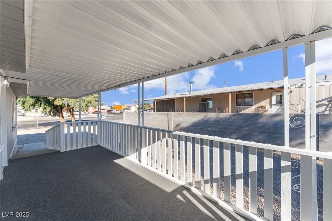 6155 E Carey Ave - Photo 6 of 19