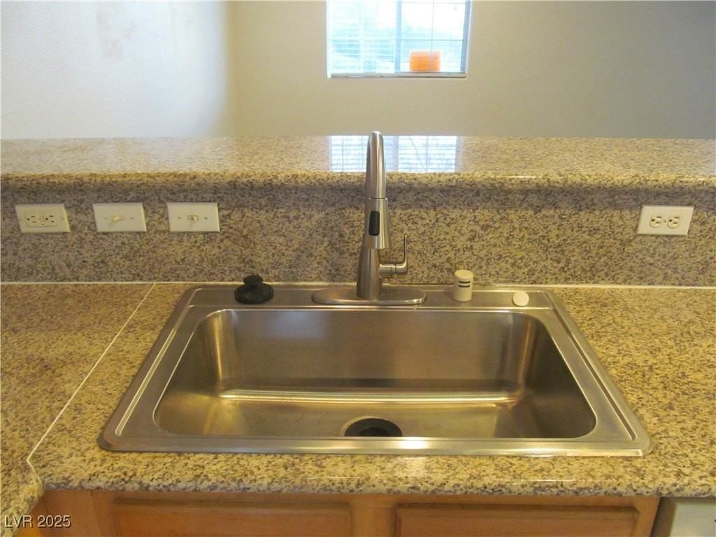 9775 Sage Grove Ct - Photo 7 of 28