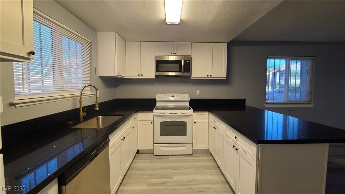 4743 Sand Creek Ave #A - Photo 6 of 23