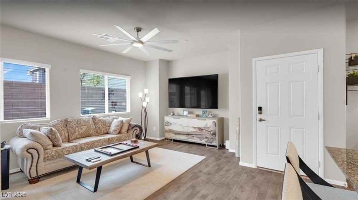 4625 Ridgeley Ave - Photo 3 of 16