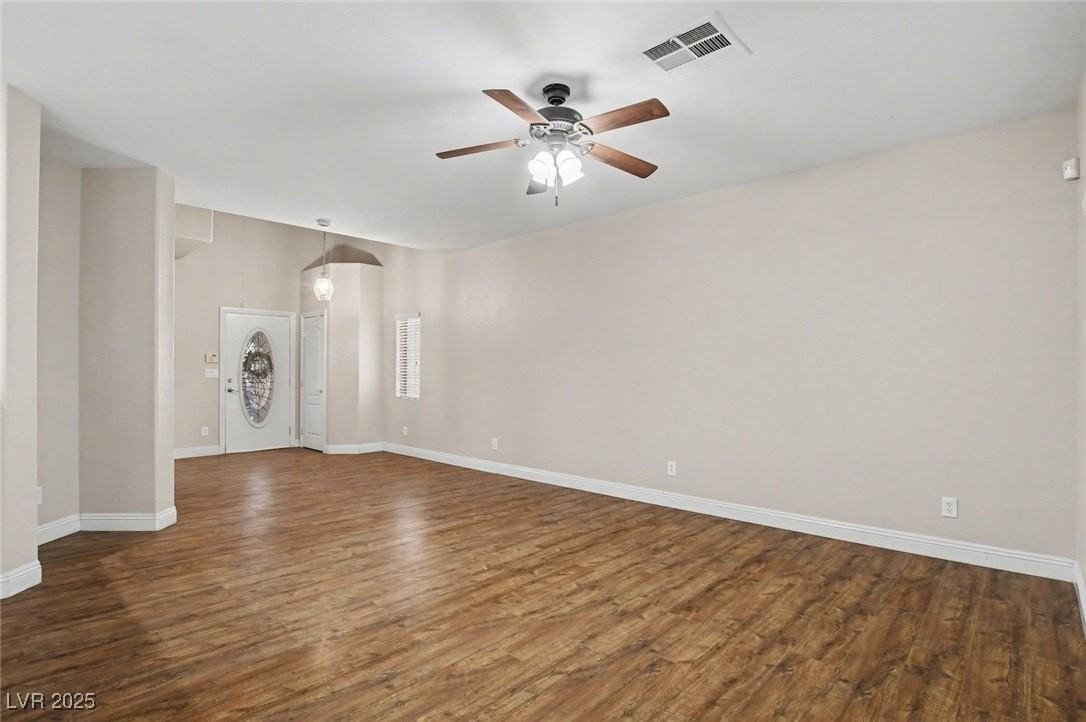 1123 Aldenwood Ave - Photo 6 of 47