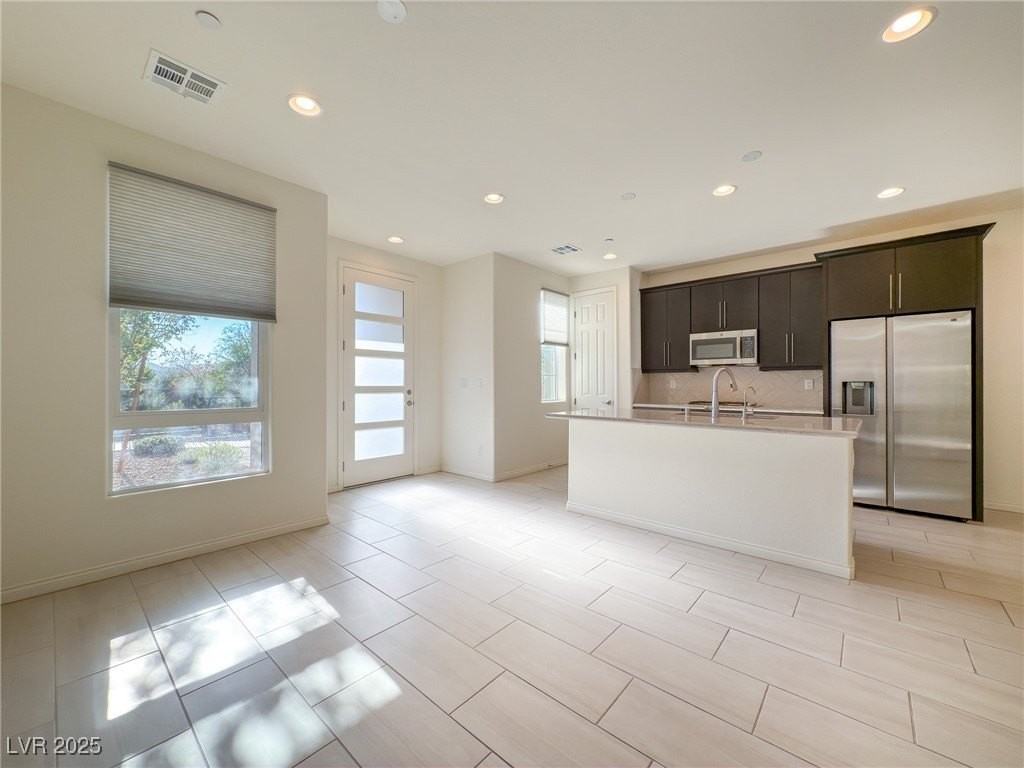 24 Kimberlite Dr - Photo 3 of 33