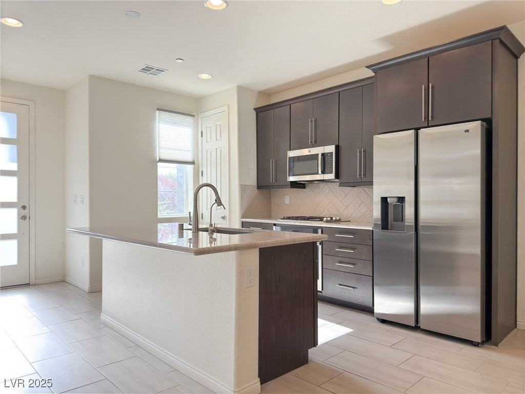 24 Kimberlite Dr - Photo 5 of 33