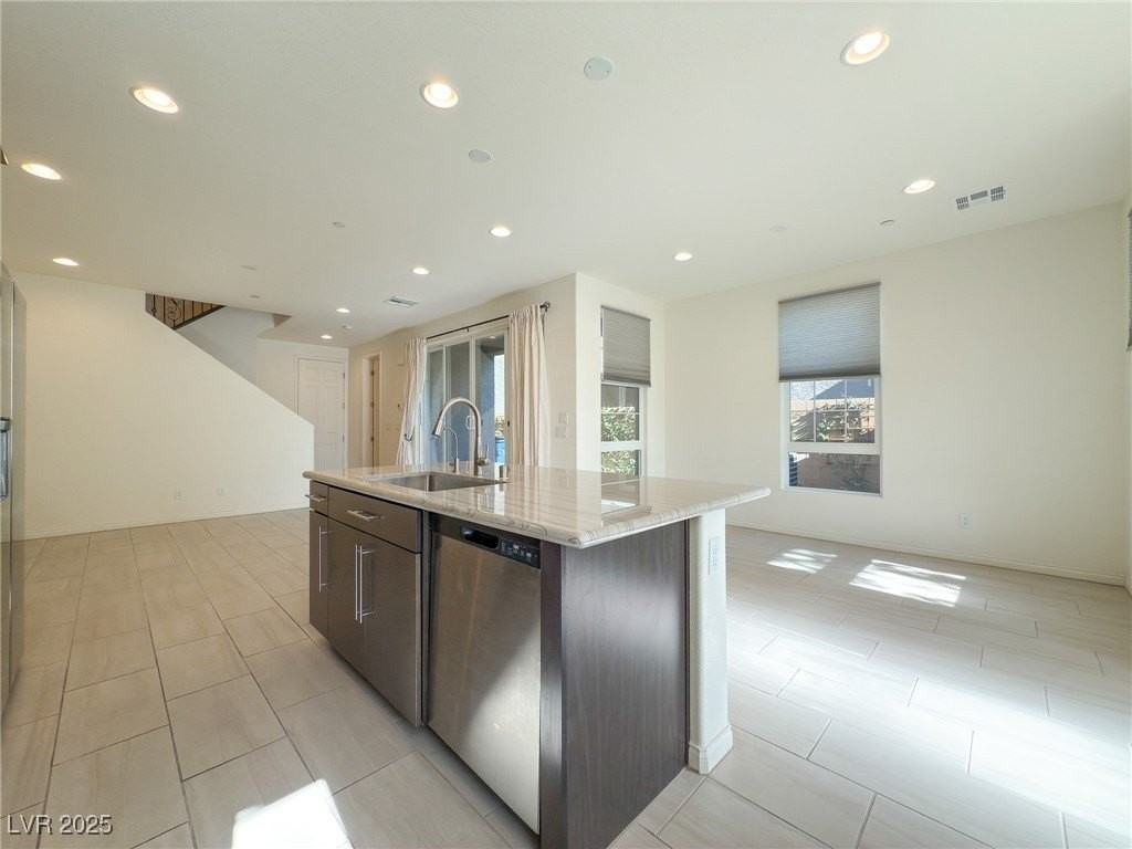 24 Kimberlite Dr - Photo 7 of 33