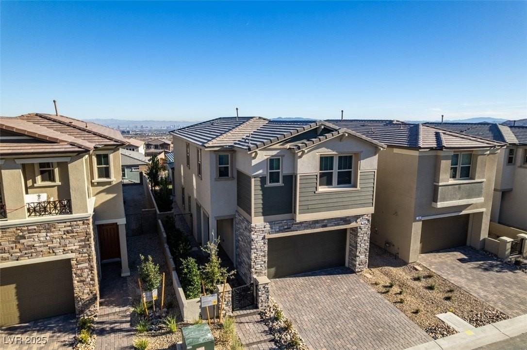 568 Clover Bar Ln - Photo 4 of 50