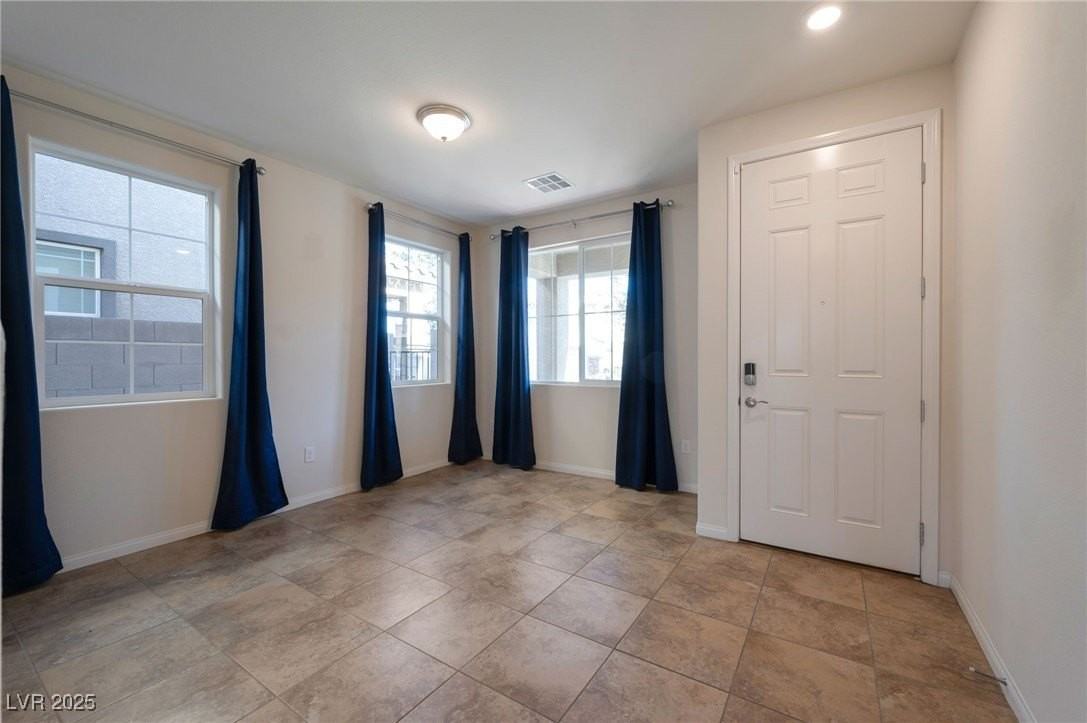 4073 Blue Opal Way - Photo 4 of 27