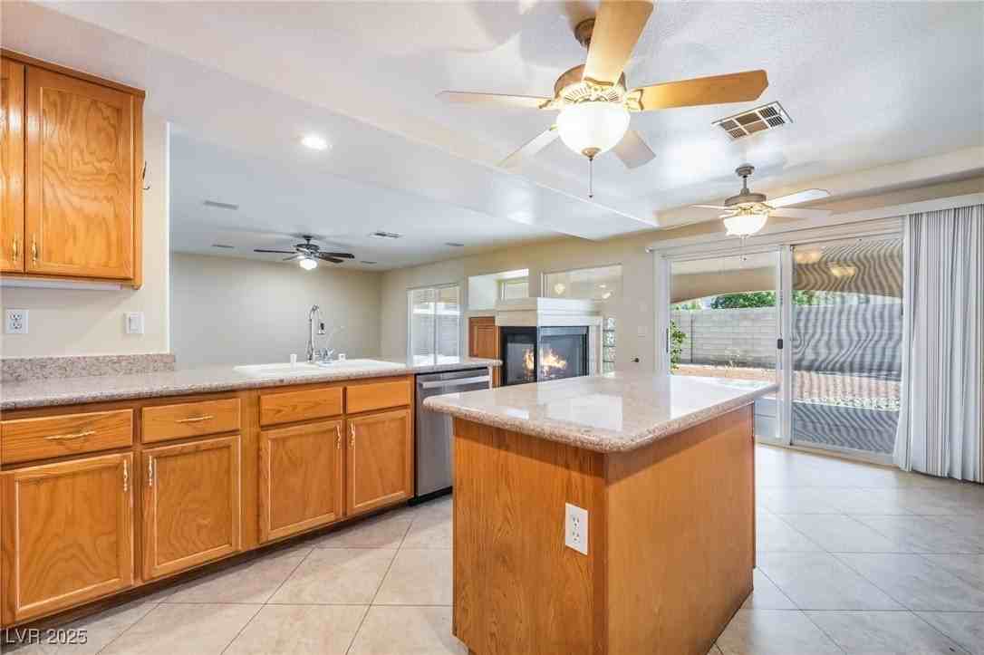 9796 Raven Wing Canyon Ct - Photo 4 of 24