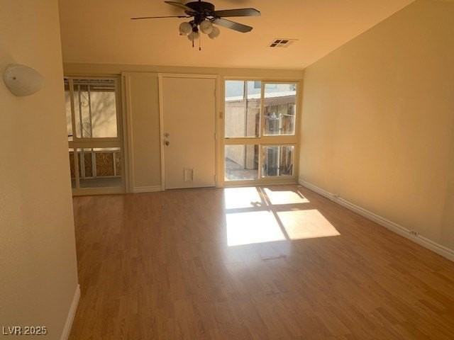 5609 Evergreen Ave - Photo 2 of 23