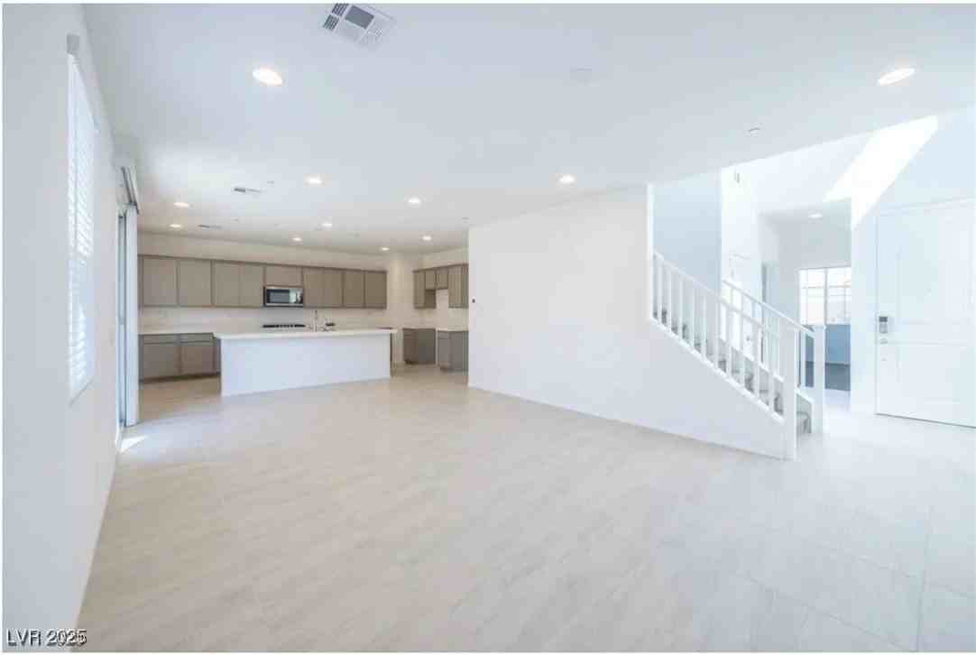 10407 Sadie Blake Ave - Photo 6 of 25