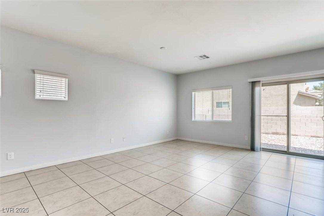 6828 Majestic Palm Dr - Photo 4 of 28