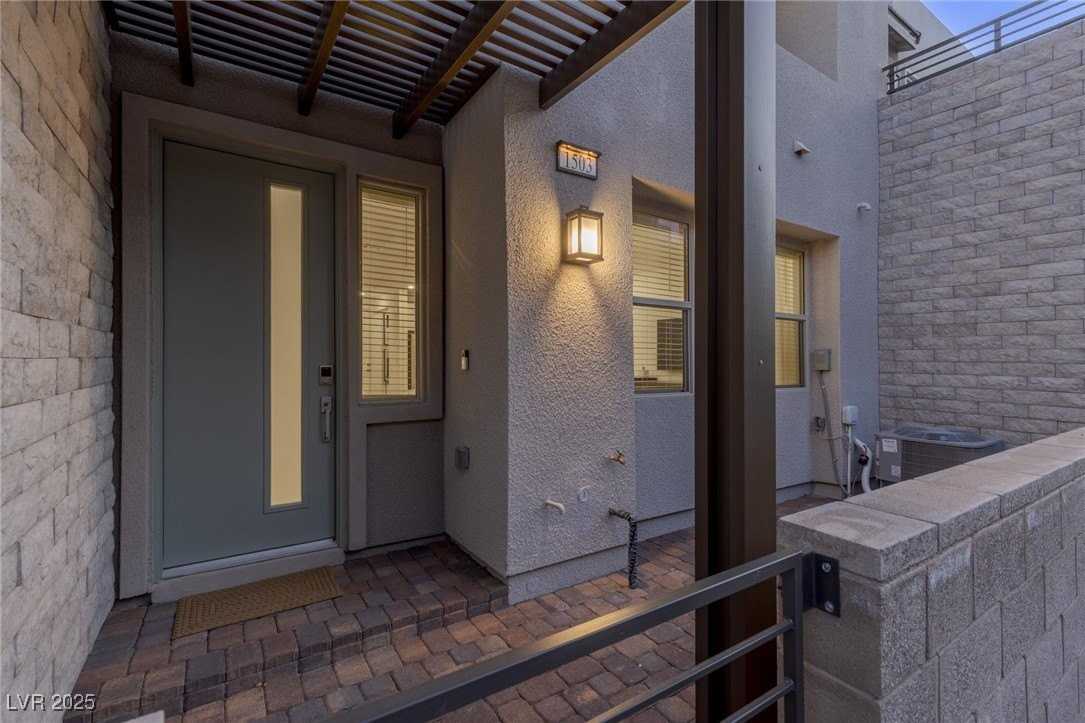 1503 Melodic Lark Dr - Photo 4 of 50