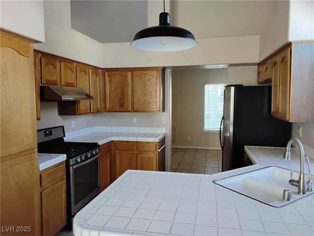 3813 Mellon Ct - Photo 4 of 19