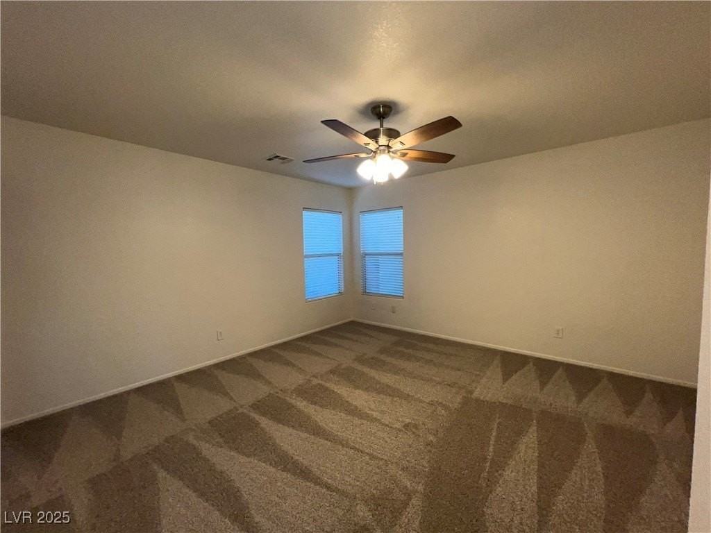 523 Primrose Hill Ave - Photo 4 of 18