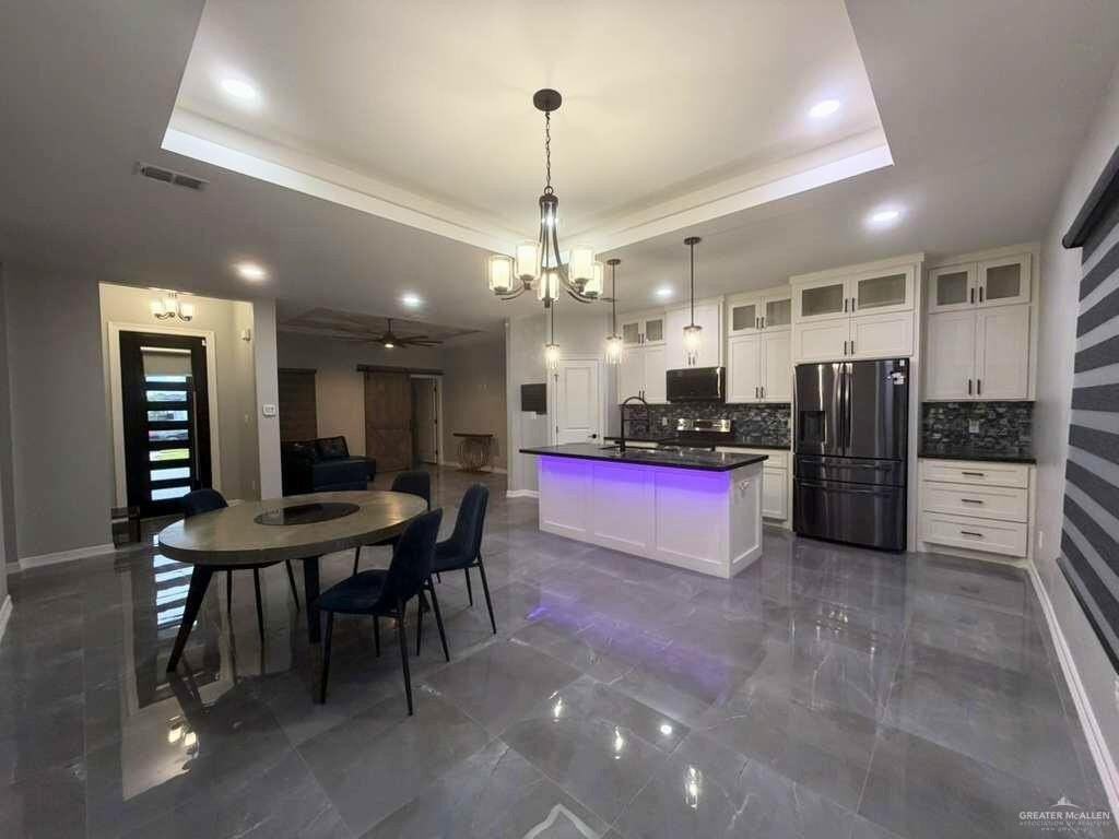 3507 S Elevation Dr - Photo 2 of 17