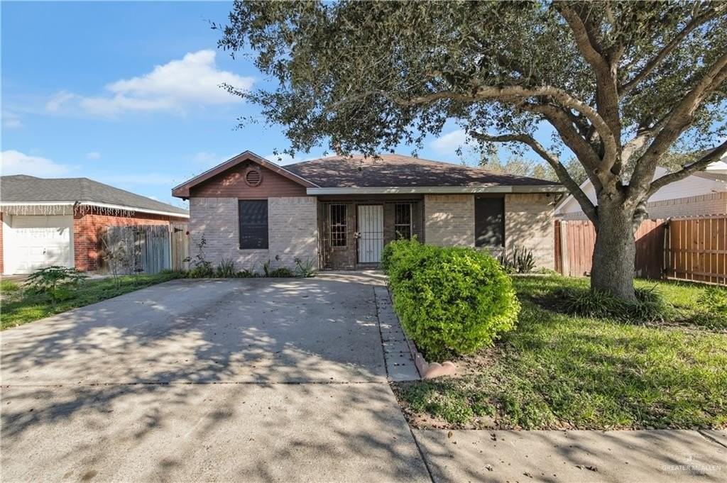 4200 Linda Vista St - Photo 2 of 17