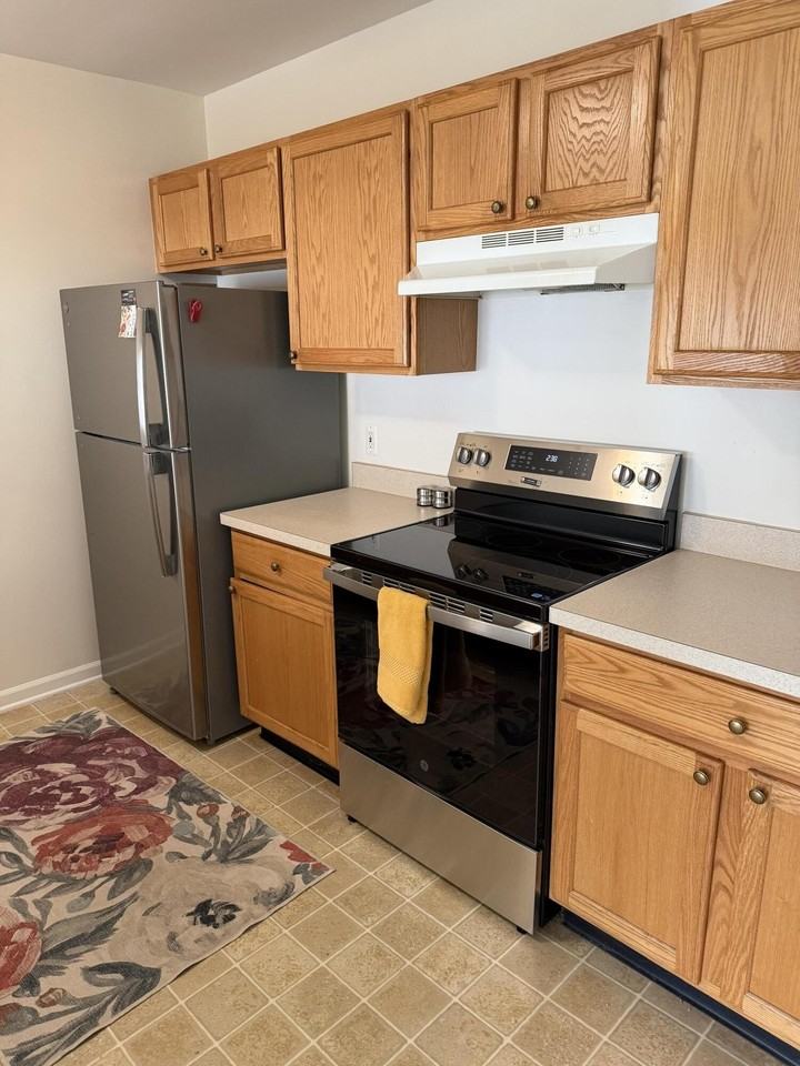 1125 Joyce Ln - Photo 7 of 20