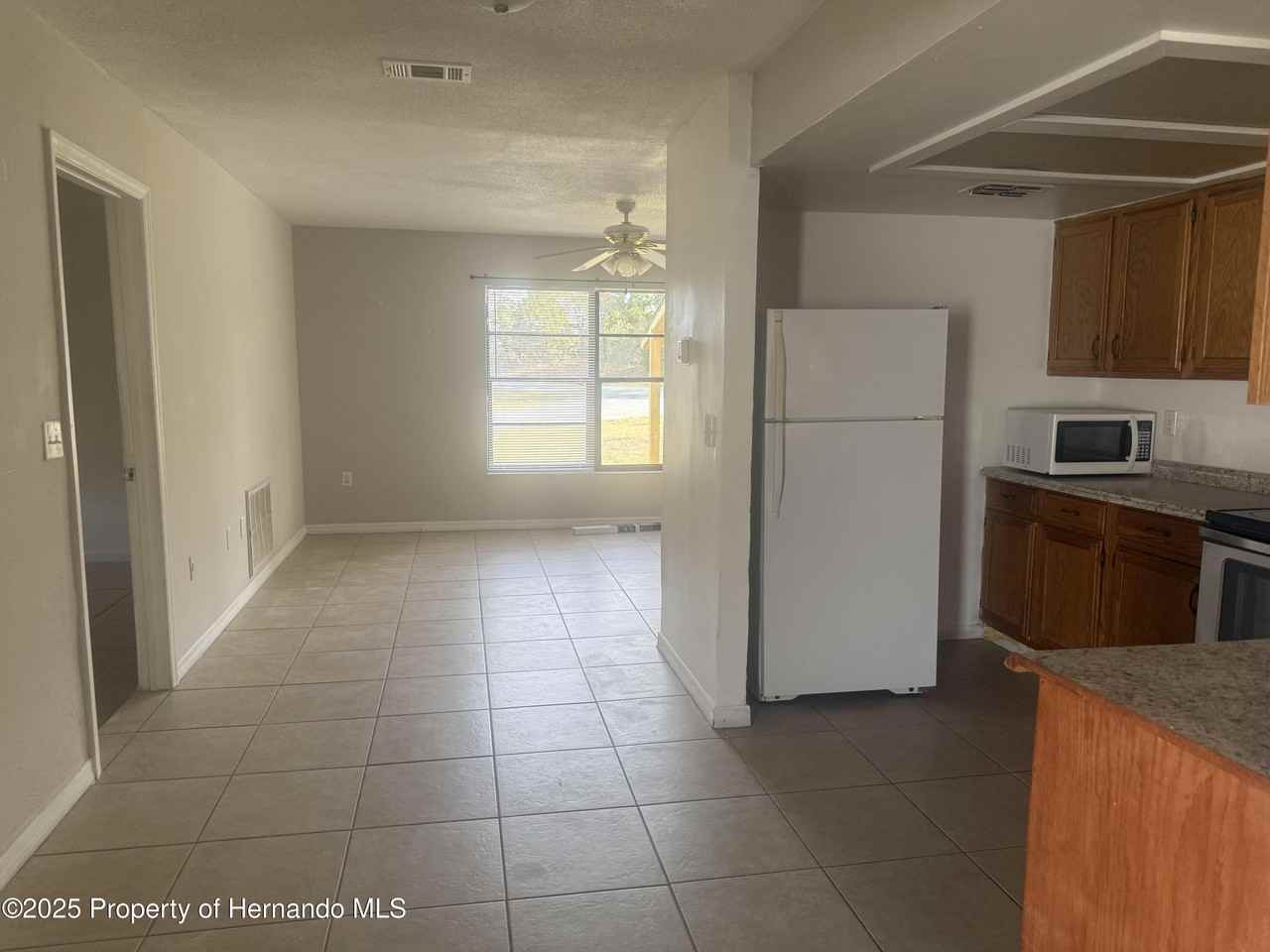 5331 Pierpoint Ave - Photo 4 of 14