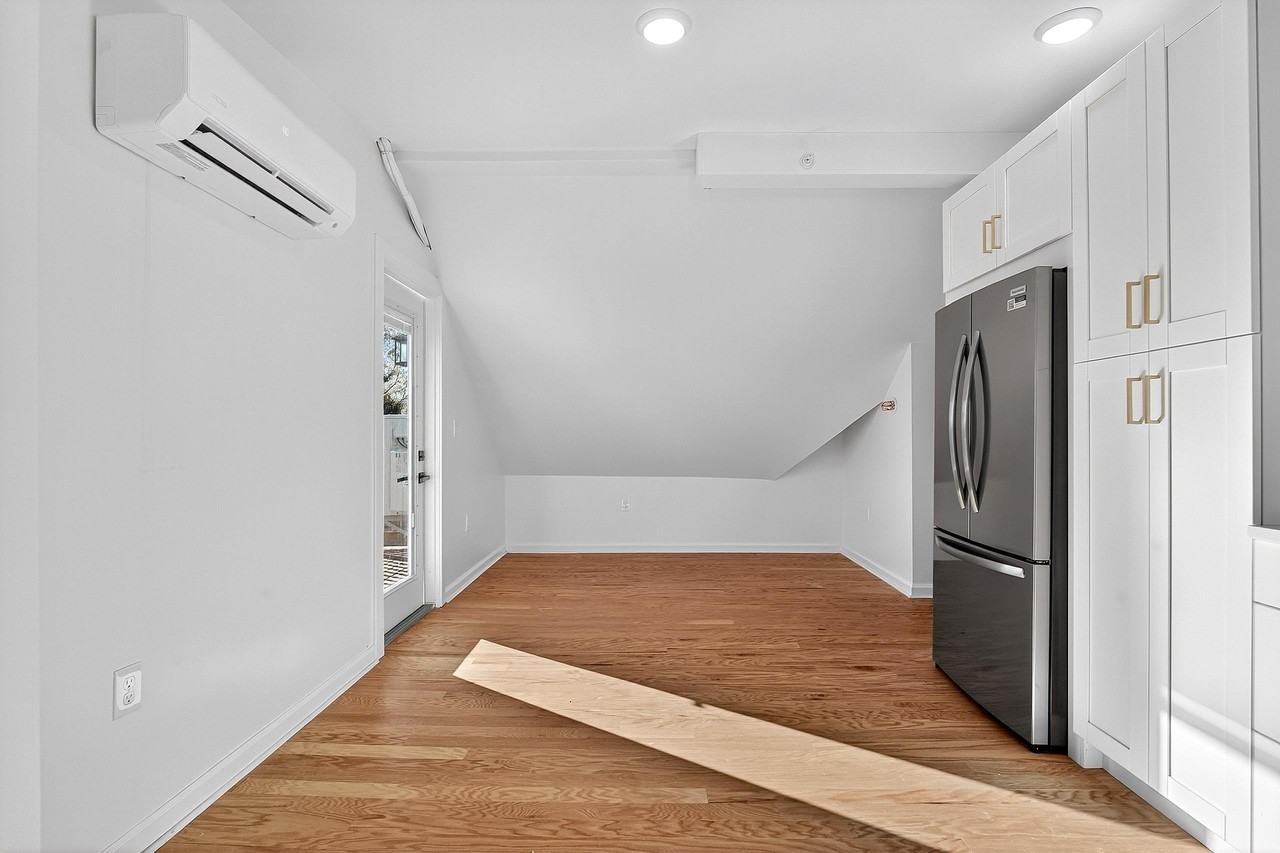 167 Harrison Ave #3 - Photo 5 of 20