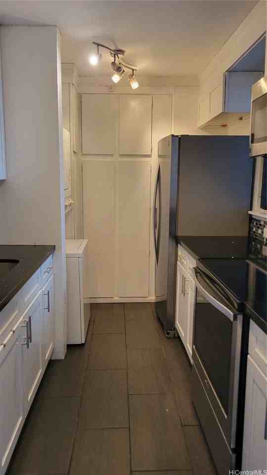 2100 Date St Apt 1802 #1802 - Photo 2 of 16