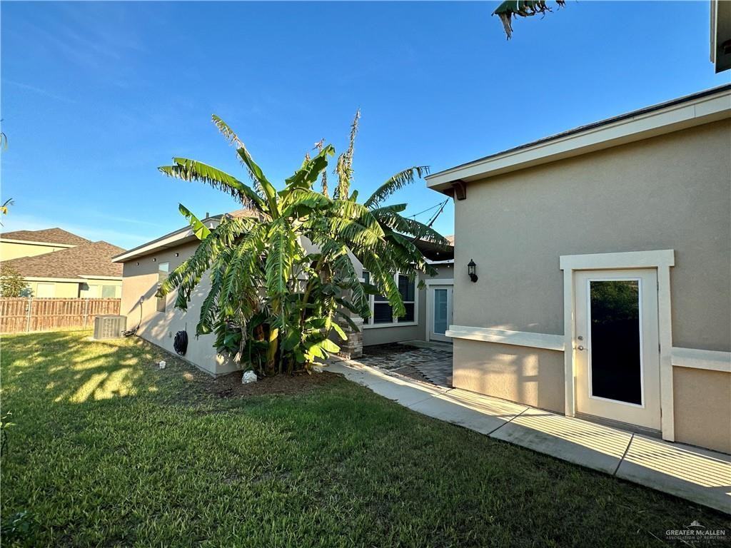 5400 Escondido Pass #1 - Photo 7 of 11