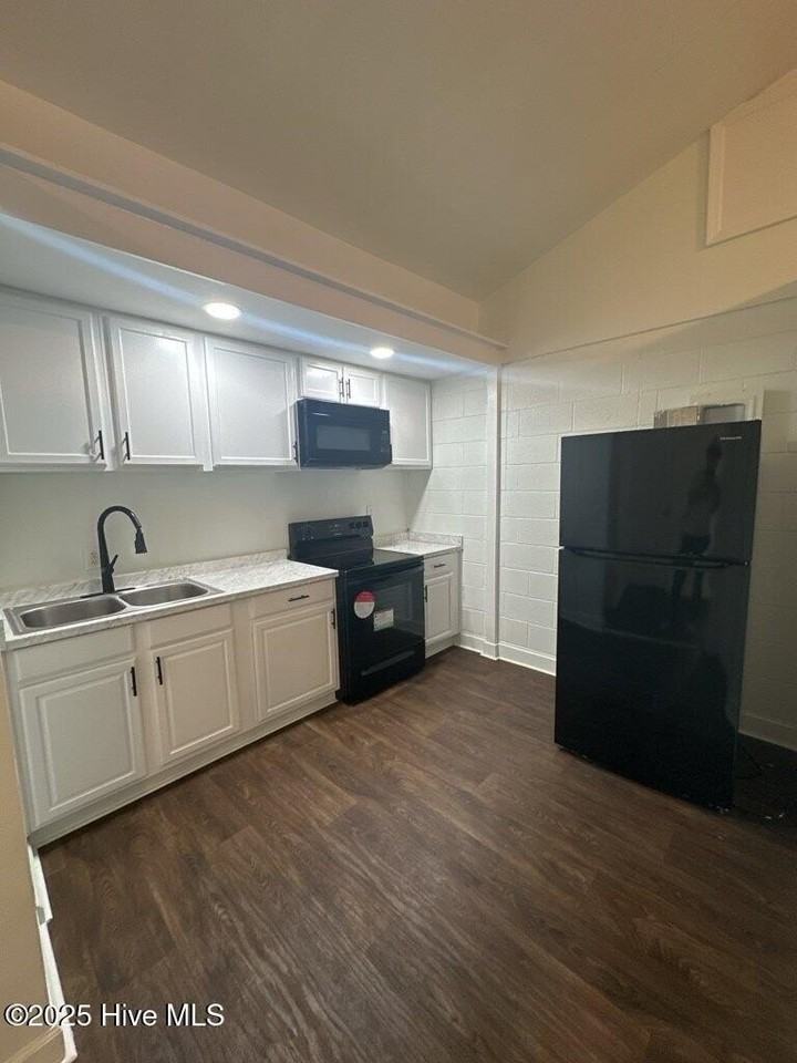 133 Preston Rd Unit C #C - Photo 4 of 10