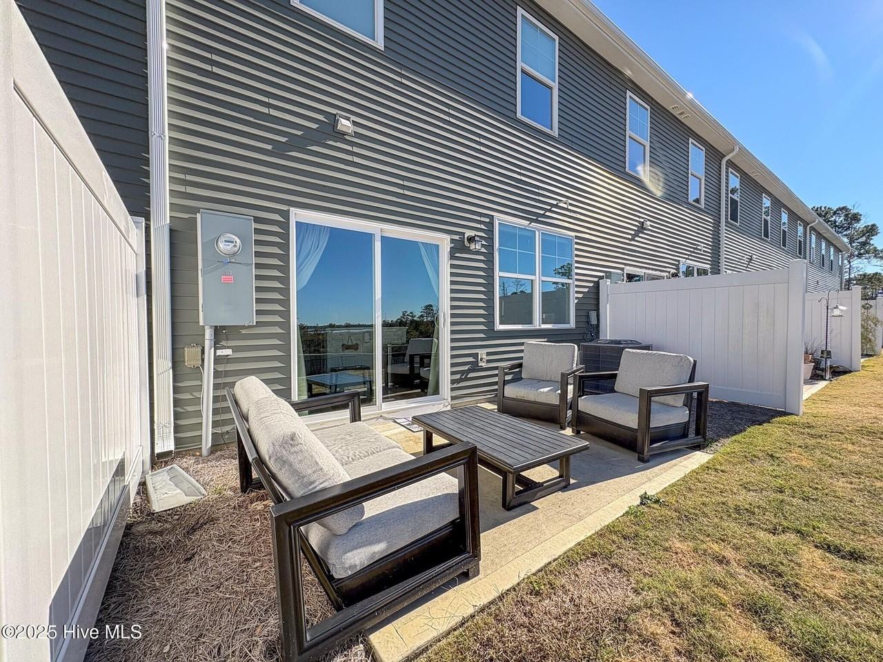 6760 Blacktip Ln - Photo 5 of 19