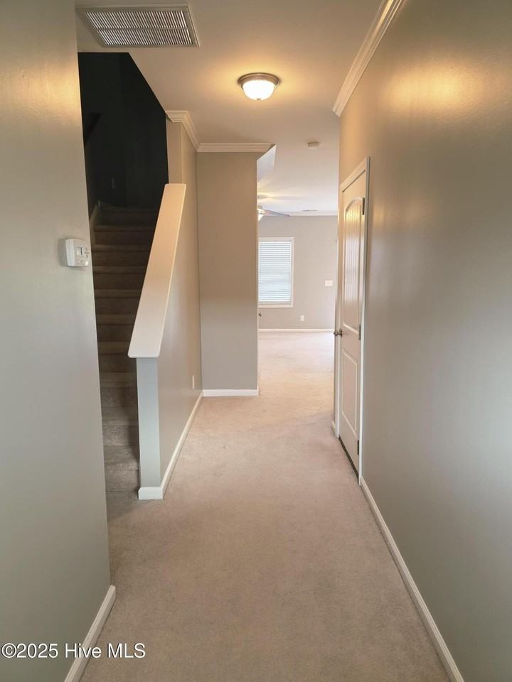 309 Winstead Loop Rd - Photo 4 of 23