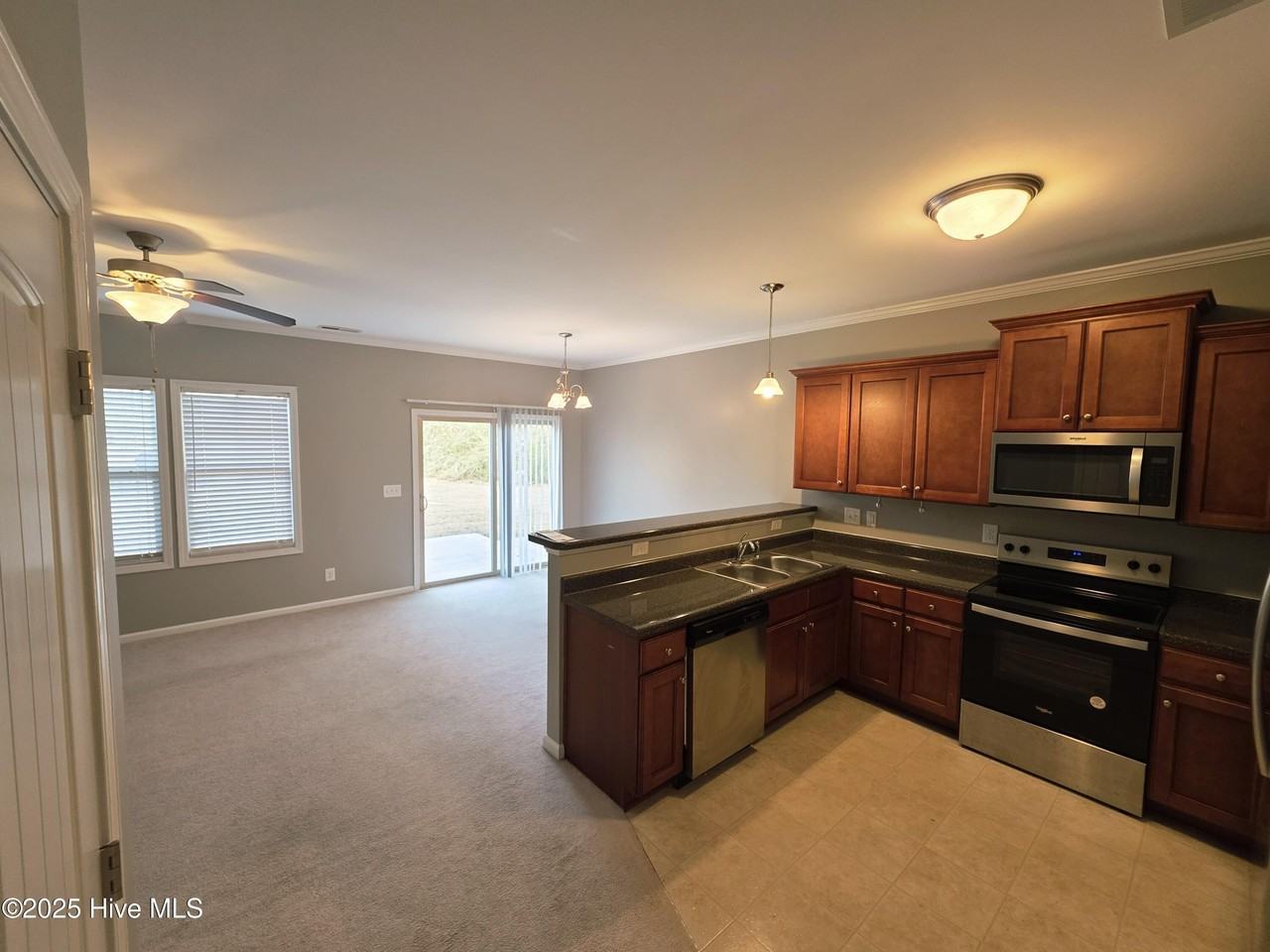 309 Winstead Loop Rd - Photo 5 of 23