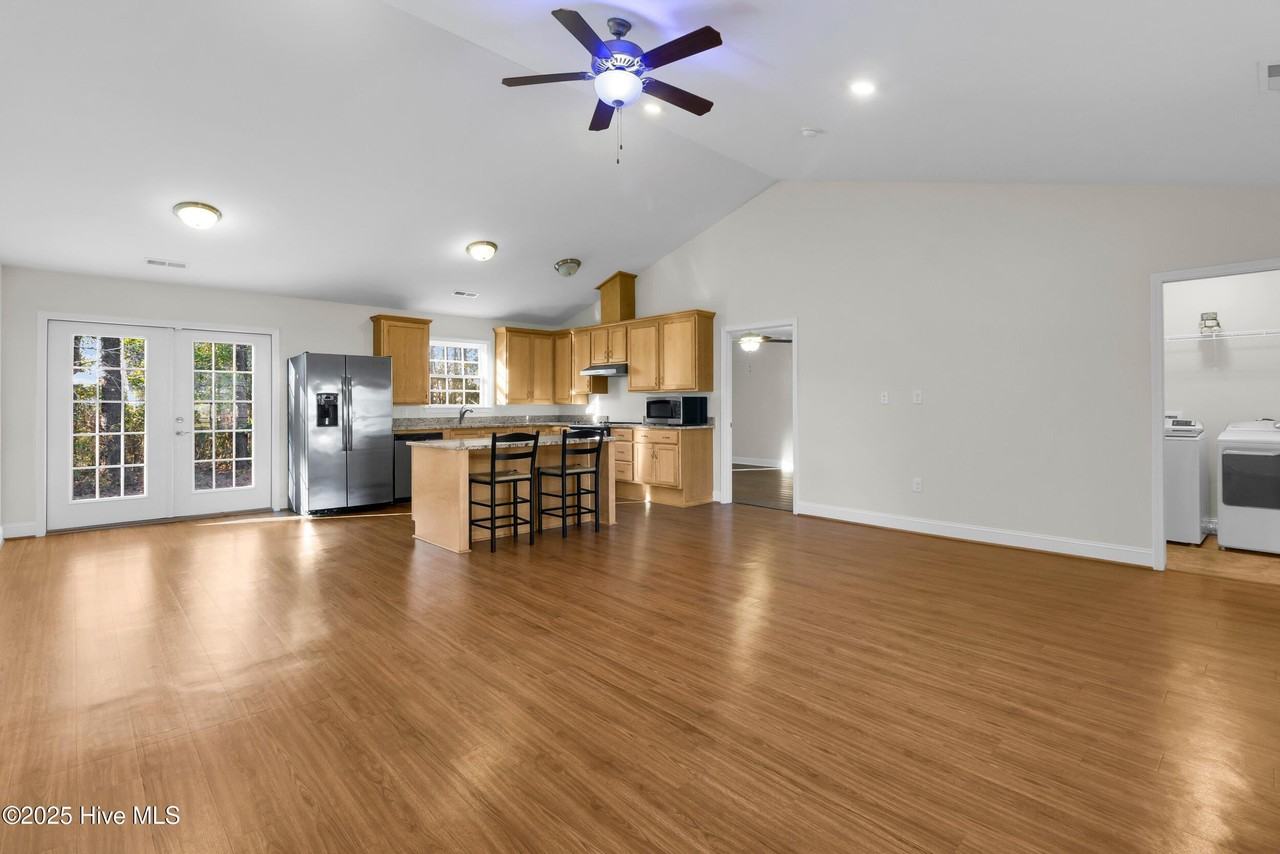 213 Church Hill Ct - Photo 3 of 27