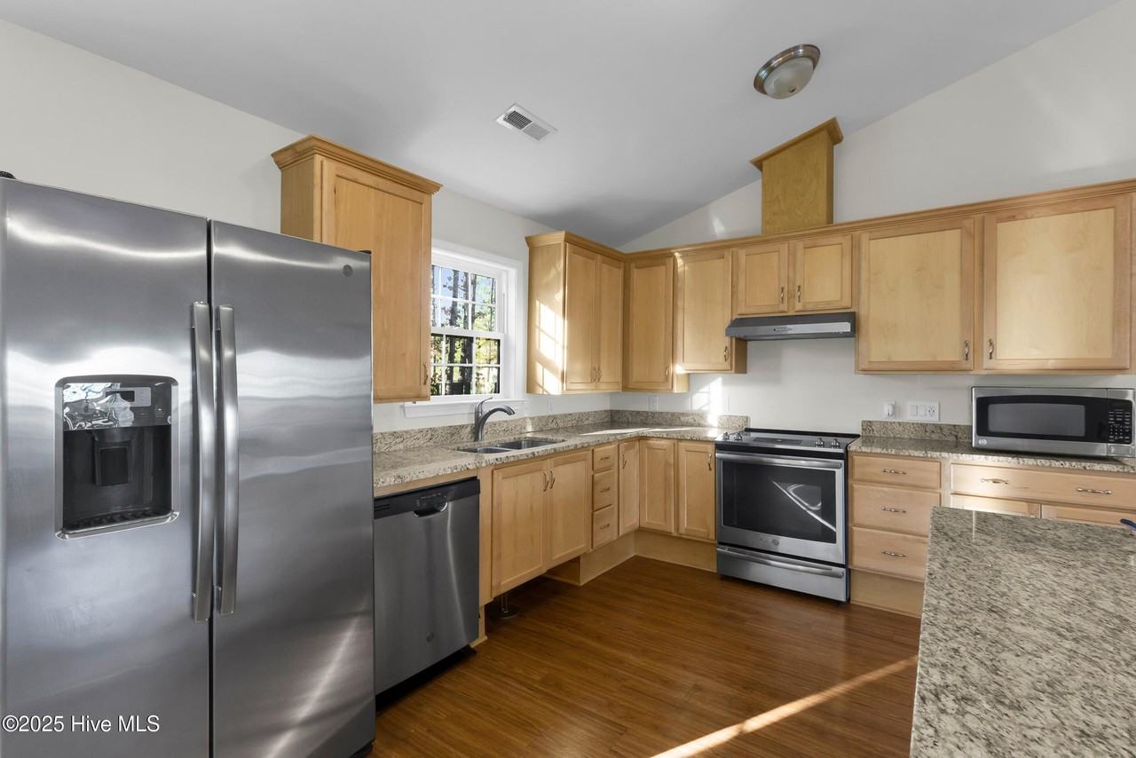 213 Church Hill Ct - Photo 7 of 27