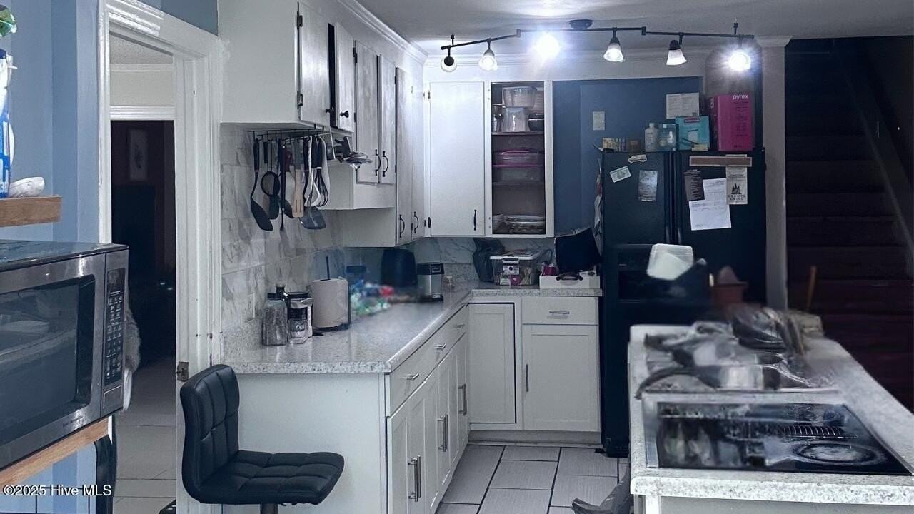 204 Whittington Cir - Photo 4 of 18