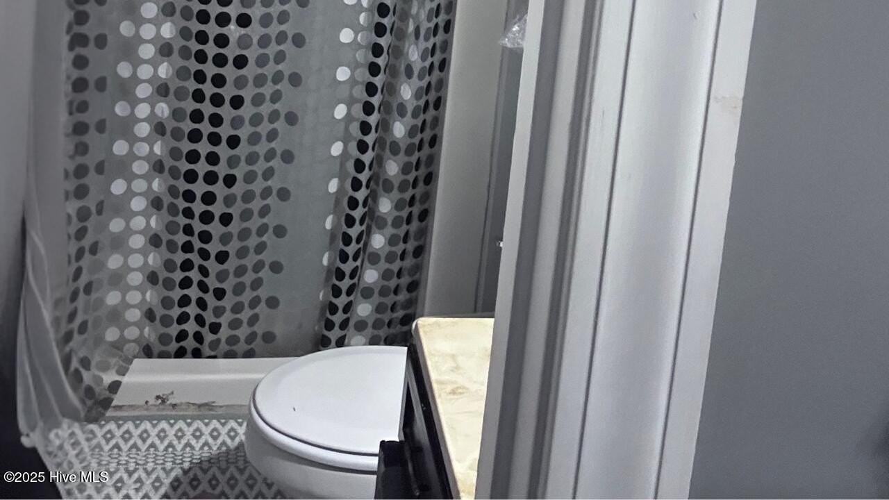 204 Whittington Cir - Photo 7 of 18