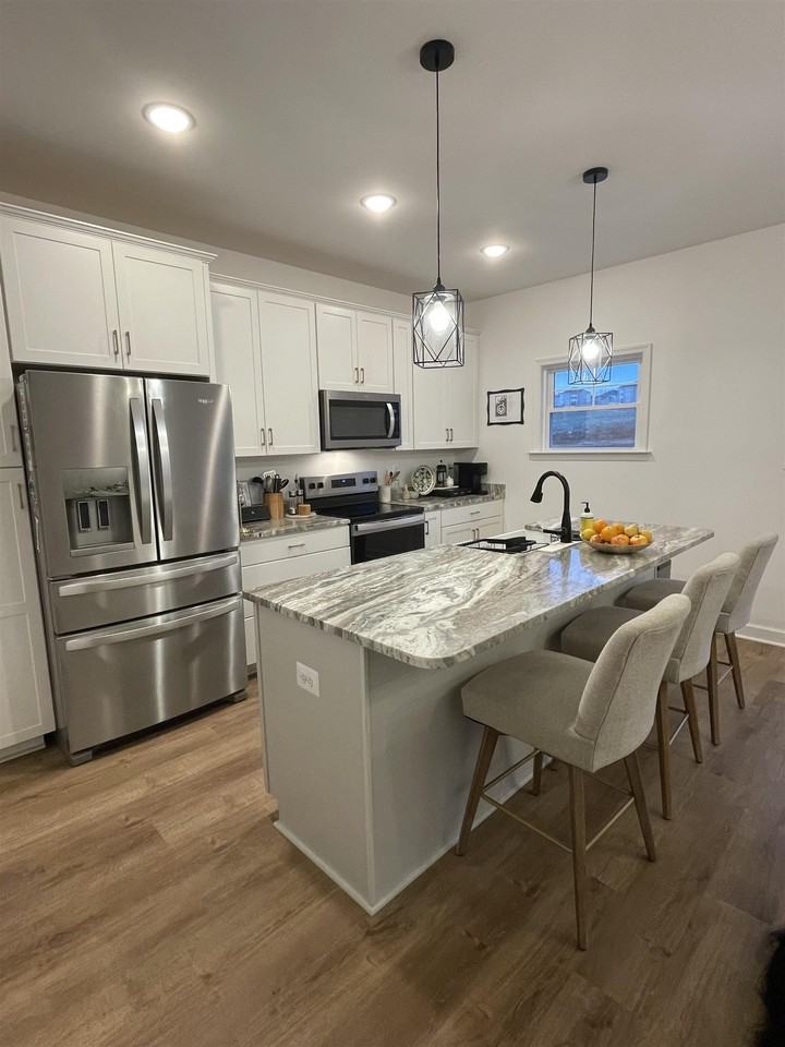 1441 DERBY DR - Photo 3 of 26